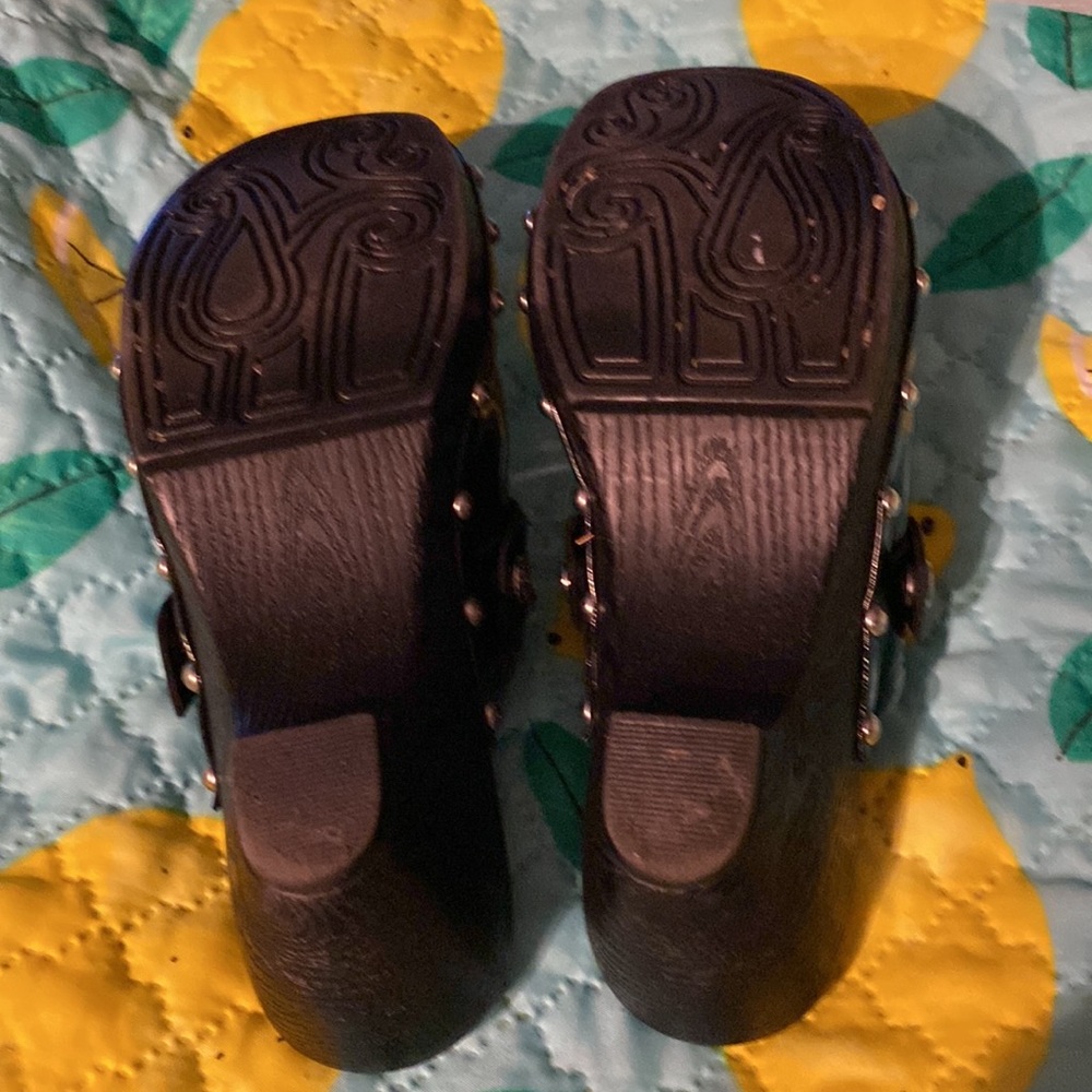 Lindsey Phillips Clogs Size 7 - Picture 4 of 6